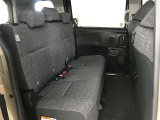 ゆとりある広々とした車内空間は、ドライブを始め買い物やレジャーなど、幅広く活躍します。一人でもみんなとでもお出かけを楽しみましょう!