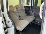 リアシートも広々としていて、座りやすいです。