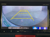 【バックモニター】後ろのカメラの映像をモニターに映し出すことができます!後方の見えない死角や、障害物との距離感をしっかり確認することができます!駐車が苦手な方におすすめです。