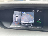 ◆◆◆まるで真上から見ているかのように見えますアラウンドビューモニターです。駐車が苦手な方でもこれでらくらく駐車できますよ。