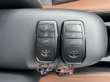 ★スマートエントリー★キーをとり出すことなく、施錠開錠。エンジン始動もワンタッチ!