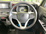 ステアリングも使用感が少なく、きれいな状態となっております♪