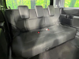 3列目シートはもちろん状態良好☆大人でもゆったりと座って頂けますので、大人数でのお出かけもラクラクです♪ご家族で、気の知れた仲間で、ドライブに行くのが楽しみですね♪