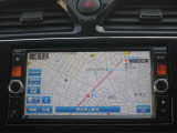 純正メモリーナビを装備しております。