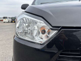 ヘッドライトはくもりも少なく、点灯状態も良好です。