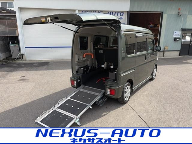 エブリイワゴン ウィズ 車いす移動車 左右分割式リアシート付 4WD 
