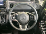 ステアリングも使用感が少なく、きれいな状態となっております♪
