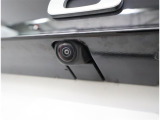 バックカメラが付いているので後方確認が非常にしやすいです。今や運転初心者も熟練者も必須装備!ついていて損はないですね♪