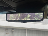 【デジタルインナーミラー】後席の大きな荷物や同乗者で後方が確認しづらい時でも安心!カメラが撮影した車両後方の映像をルームミラー内に表示。クリアな視界で状況の確認が可能です!
