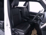 シートヒーター付きです。寒い日も快適なドライブが楽しめます♪