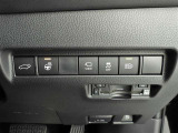 ステアリングヒーター付きなので、寒い日の通勤・ドライブを快適に過ごせます。