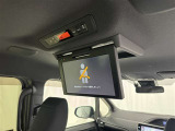 後席モニター付きでロングドライブもお子さまを飽きさせません!