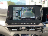 アラウンドビューモニター装備です 上から見たイメージで駐車出来ます