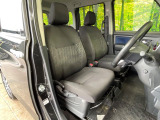 運転席シート廻りは使用感も少なく、良好な状態となっています。丁寧に使われていたことがよくわかりますね。