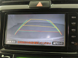 バックガイドモニターで、後方を確認しながら安心して駐車することができます。運転初心者も熟練者も必須の機能ですよ!