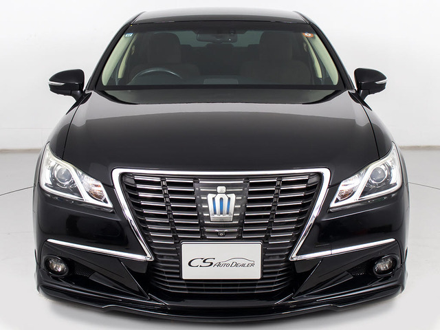 クラウン ハイブリッド 2.5 RS エアロPKG サンルーフ 新品20AW 本革