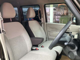 居心地の良い運転席なので長時間座っていられます♪リラックスできるデザインがいいですね♪