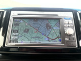 ホンダ純正ナビゲーションVXM-128VSを装備CDプレーヤー・DVDプレーヤーAM/FMチューナ・ワンセグTVがご使用いただけます。お好みの音楽を聞きながらのドライブは楽しさ倍増ですね!