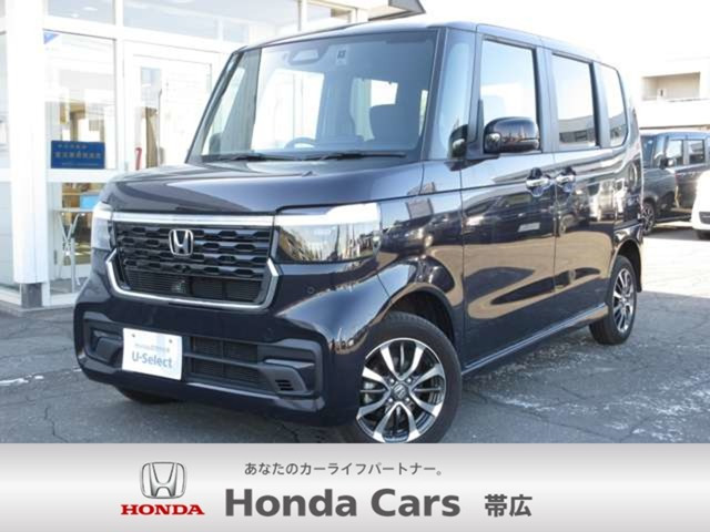 N-BOXカスタム  カスタム 660 4WD