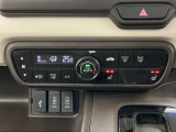 オートエアコン付きです!お好みの温度をセットするだけでエアコンの風量などを自動でコントロール。快適な車内でお過ごしいただけます。寒い時期には嬉しいシートヒーター付きです!