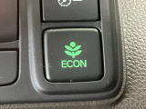 ★ECONスイッチ★ エコドライブを加速しよう!スイッチをONにすると、運転の仕方によるロスを抑え込み燃費をよくするようクルマが頑張ります(*^ー^*)燃費向上にチャレンジ♪