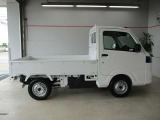 排気量は660ccの軽貨物。日産唯一の軽トラックです。