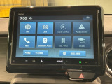 アンドロイドオート・アップルカープレイ対応ディスプレイオーディオが付いています。