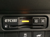 ETC2.0がついています。高速道路の料金所の通過も楽々です。 カードの取り出しもしやすい場所についています。