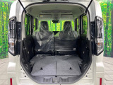 普段のお買い物や通勤、送迎等に十分な荷室スペースを確保しております。セカンドシートを倒すと、大きな荷物の積載も可能です♪