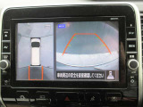 【全周囲カメラ】上が丸見え!! 駐車時に周りの様子が見えます。駐車時も安心ですよ!!