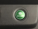 ★ECONスイッチ★ エコドライブを加速しよう!スイッチをONにすると、運転の仕方によるロスを抑え込み燃費をよくするようクルマが頑張ります(*^ー^*)燃費向上にチャレンジ♪