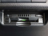 ETCなら高速道路をスイスイと通過!!クルマは料金所をノンストップで通過することができます!