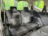 3列目シートはもちろん状態良好☆大人でもゆったりと座って頂けますので、大人数でのお出かけもラクラクです♪ご家族で、気の知れた仲間で、ドライブに行くのが楽しみですね♪
