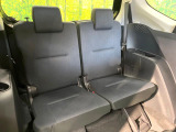 3列目シートはもちろん状態良好☆大人でもゆったりと座って頂けますので、大人数でのお出かけもラクラクです♪ご家族で、気の知れた仲間で、ドライブに行くのが楽しみですね♪