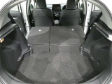 後席シート倒した状態です