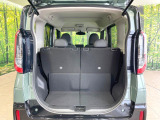 普段のお買い物や通勤、送迎等に十分な荷室スペースを確保しております。セカンドシートを倒すと、大きな荷物の積載も可能です♪