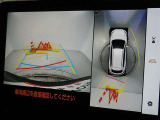 バックガイドモニターを装備しています、車庫入れもラクラクです。パノラミックビューモニターを搭載しています、上からの画像も表示されます。