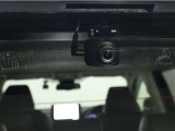 リヤ用ドライブレコーダー装備!これがあれば、相手方が危険運転をしてきた場合などでも客観的に証明でき、事故や事件の直接的な証拠の確保にも生り得ます。