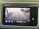便利な3ビュー切り替え、ガイド線表示付きのバックカメラです!後退時、後方の視界をサポートします!