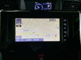 純正ナビで、初めての道や遠出でも安心☆CDプレーヤー搭載なので、好きな音楽を聴きながら楽しいドライブを♪