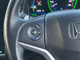 【 ステアリングスイッチ 】手元のスイッチでナビ操作が可能で、非常に便利な機能です!取り付けのナビによってはオプション設定となっております!詳しくはスタッフまで♪//