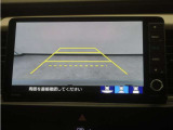 バックカメラ搭載です!車庫入れが苦手な人はもちろん、車両感覚に自信がある人にもお勧めです!見えない箇所が見えるようになるので、低い障害物や隠れてしまっている子供の存在等にも気付く事が出来ます。