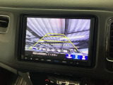 バックも安心のバックカメラ付いています。バックカメラがあると、いつでも安全にバックできますね。死角も減ります。