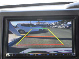 バックガイドモニターで、後方を確認しながら安心して駐車することができます。運転初心者も熟練者も必須の機能ですよ!