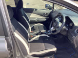 フロントシートの状態良好です。