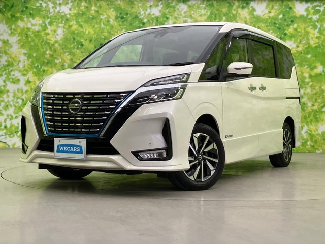 セレナ 1.2 e-POWER ハイウェイスターV 