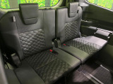 3列目シートはもちろん状態良好☆大人でもゆったりと座って頂けますので、大人数でのお出かけもラクラクです♪ご家族で、気の知れた仲間で、ドライブに行くのが楽しみですね♪