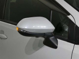対向車からも視認性が向上するドアミラーになります