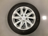 当社にてデモ走行時に装着していた中古スタットレスタイヤ+ホイール4本セットを用意致しました。(2024年製、タイヤ+ホイールは現状渡し、保証対象外です)