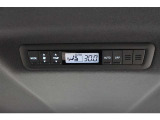 リヤエアコンがあるだけで、車内の空調環境がまるで違います。特に真夏のドライブでの快適に過ごしていただけます。